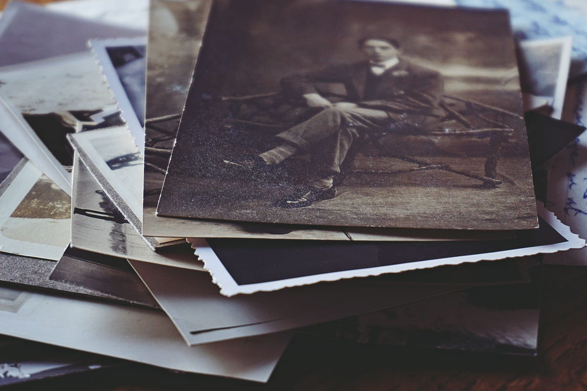 สืบค้นประวัติครอบครัว: ถอดรหัสปีเอกสารเก่าไขปฏิทินที่ต่างกัน
